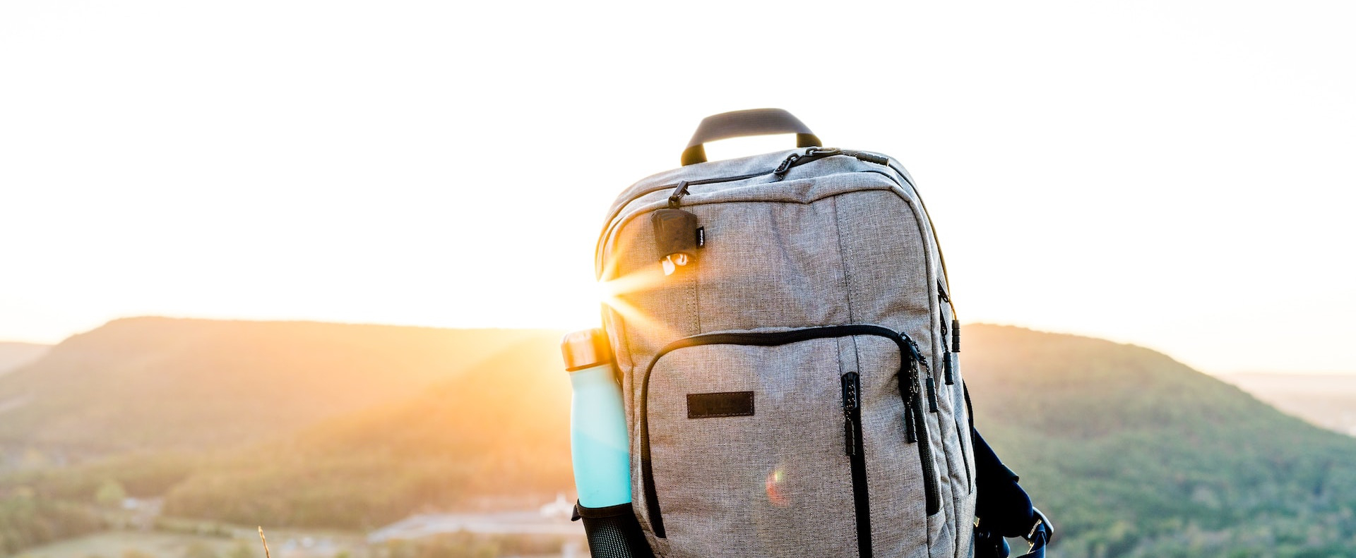 The Searcher Who Wants to Give